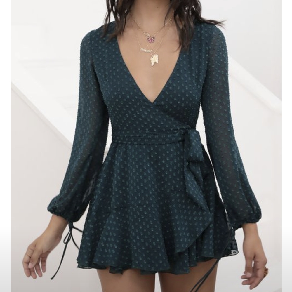 Lucy In The Sky Medium Lexi Ruffle Wrap Dress Dotted Emerald Green V-neck